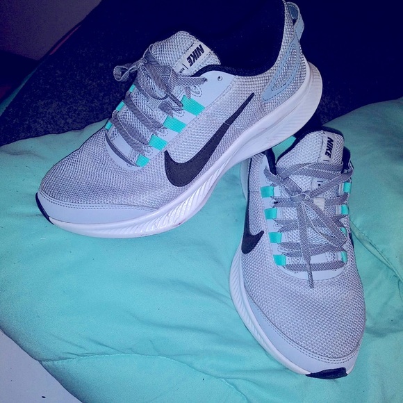 Nike Shoes - 🏀 Nike - NWOT Running sneaker